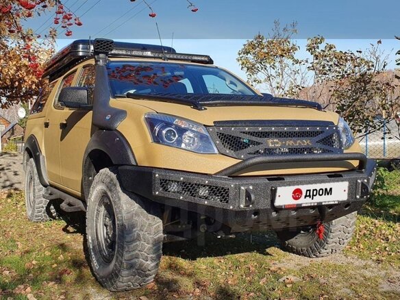 2018 Isuzu D-Max II, серебристый, 4800000 рублей - вид 5