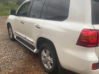2013 Toyota Land Cruiser 200 Series Рестайлинг 1, белый, 3200000 рублей, вид 5