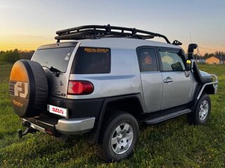 2006 Toyota FJ Cruiser, серый, 2850000 рублей, вид 2