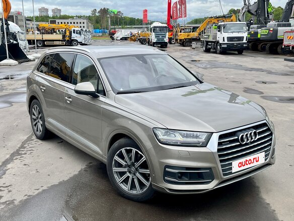 2017 Audi Q7 II (4M), бежевый, 6000000 рублей - вид 3