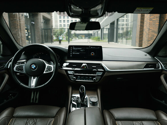 2020 BMW 5 серии 530i xDrive VII (G30/G31/G38) Рестайлинг, серый - вид 21