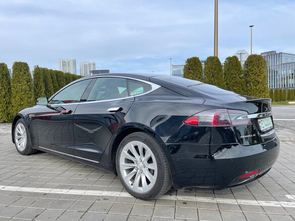 2016 Tesla Model S 75 I Рестайлинг, чёрный, 2990000 рублей - вид 8