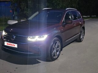 2021 Volkswagen Tiguan II Рестайлинг, коричневый, 3499000 рублей, вид 2