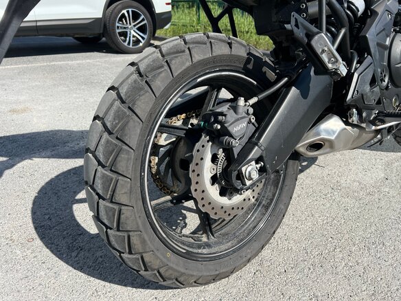 2017 Kawasaki Versys 650, бежевый, 700000 рублей - вид 8