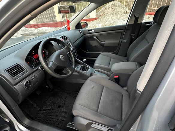2008 Volkswagen Golf V, серебристый, 800000 рублей - вид 11