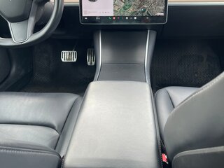 2018 Tesla Model 3 Long Range I, чёрный, 3050000 рублей, вид 4