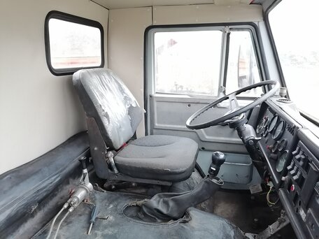 1995 КамАЗ 43118, серый, 1250000 рублей, вид 3