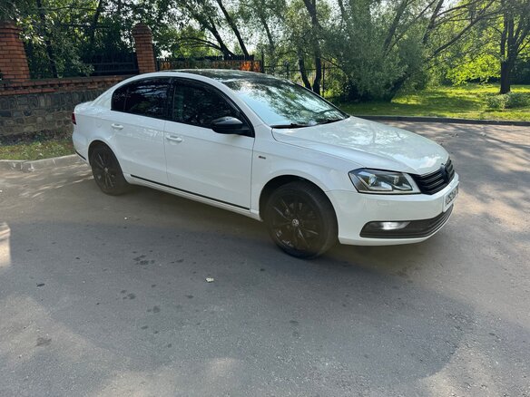 2011 Volkswagen Passat B7, белый, 1200000 рублей - вид 5