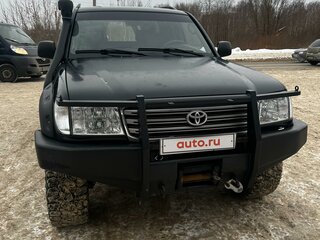 2004 Toyota Land Cruiser 105 100 Series Рестайлинг 1, чёрный, 3700000 рублей, вид 3