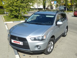 2010 Mitsubishi Outlander II Рестайлинг, серый, 990000 рублей, вид 1