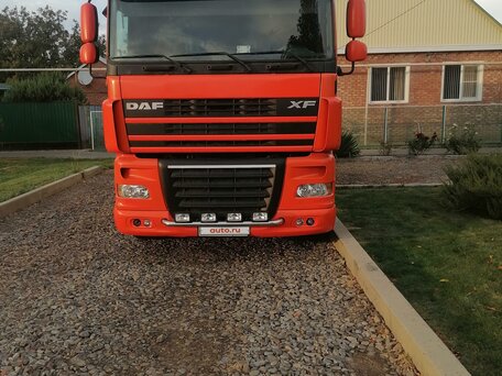 2003 DAF XF 95, оранжевый, 4500000 рублей, вид 1