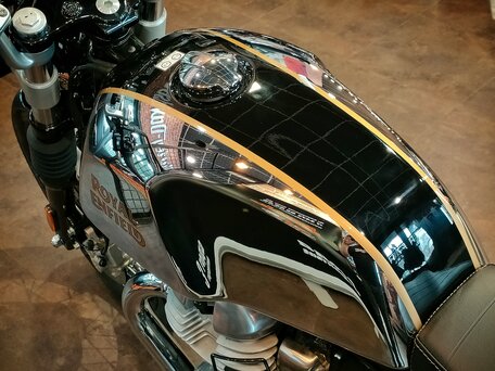 2025 Royal Enfield Continental GT, серебристый, 746000 рублей, вид 5