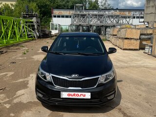 2015 Kia Rio III Рестайлинг, чёрный, 720000 рублей, вид 1