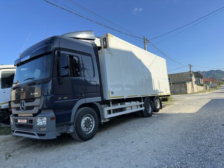 2011 Mercedes-Benz Actros, синий, 4800000 рублей, вид 1