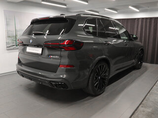 2026 BMW X5 M60i IV (G05/G18) Рестайлинг, серый, 20250000 рублей, вид 4