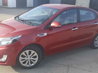 2013 Kia Rio 5-speed III, красный, 690000 рублей, вид 1