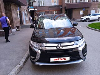 2016 Mitsubishi Outlander III Рестайлинг 2, чёрный, 1987000 рублей, вид 3
