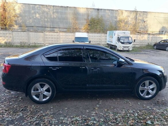 2015 Skoda Octavia III (A7), чёрный, 1920000 рублей - вид 4