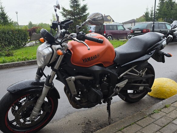 2005 Yamaha FZ6, оранжевый, 350000 рублей