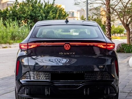 2025 Volkswagen ID.Unyx 06 53 kWh I, серый, 3530000 рублей, вид 5