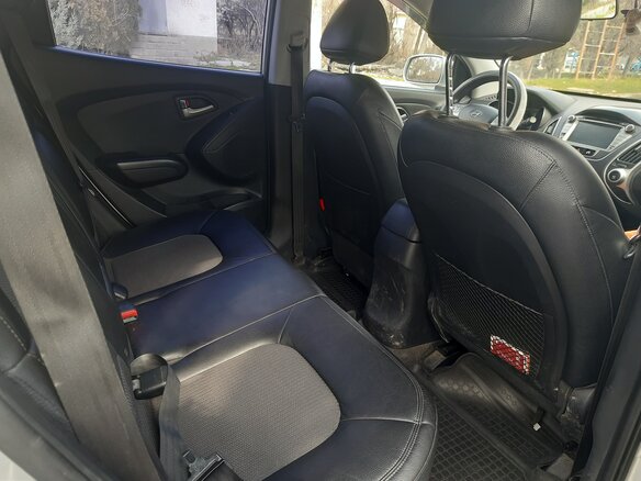 2010 Hyundai Tucson II, серый, 1250000 рублей - вид 9