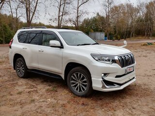 2019 Toyota Land Cruiser Prado 150 Series Рестайлинг 2, белый, 5550000 рублей, вид 3