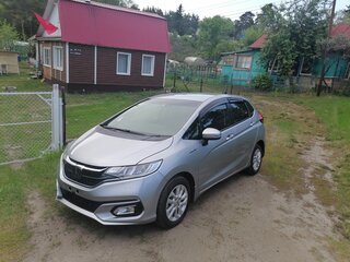 2018 Honda Fit III Рестайлинг, серебристый, 1390000 рублей, вид 2