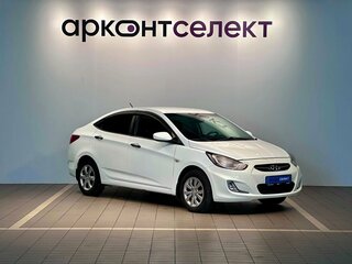 2013 Hyundai Solaris I, белый, 770000 рублей, вид 3