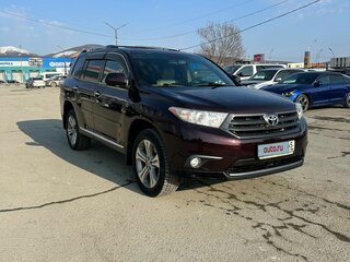 2011 Toyota Highlander II (XU40) Рестайлинг, красный, 2350000 рублей, вид 3