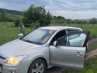 2011 Hyundai i30 I Рестайлинг, бежевый, 550000 рублей, вид 5