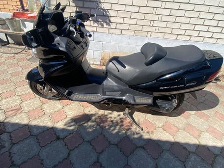 2011 Suzuki Burgman (SkyWave) 650, чёрный, 420000 рублей, вид 3