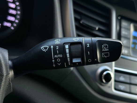 2017 Hyundai Tucson III, белый, 1850000 рублей - вид 18