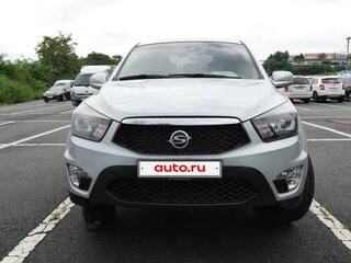 2014 SsangYong Korando Sports, серебристый, 1600000 рублей, вид 2