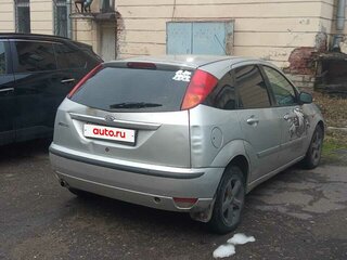 2004 Ford Focus I Рестайлинг, серебристый, 295000 рублей, вид 3