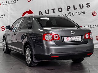 2010 Volkswagen Jetta V, серый, 649000 рублей, вид 2