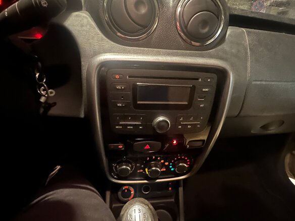 2012 Renault Duster I, бежевый, 650000 рублей - вид 4