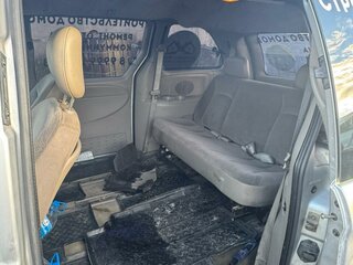 2002 Chrysler Voyager IV, серебристый, 270000 рублей, вид 3