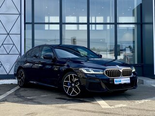 2021 BMW 5 серии 530d xDrive VII (G30/G31/G38) Рестайлинг, чёрный, 4899000 рублей, вид 3