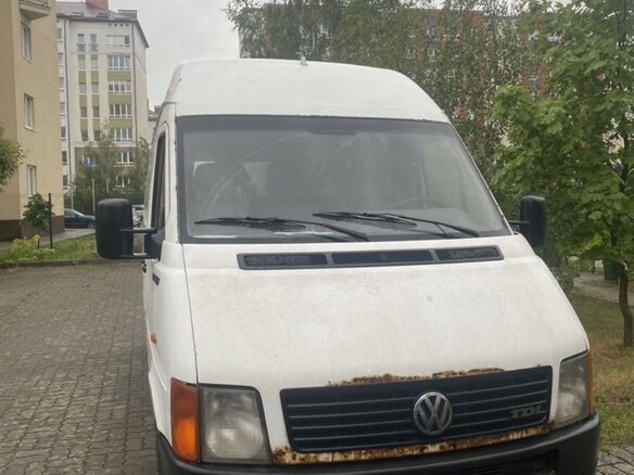 1999 Volkswagen LT, белый, 550000 рублей