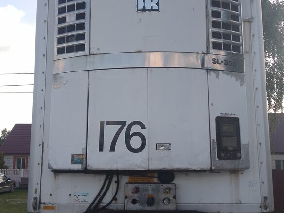 2000 General Trailers RCV, белый, 700000 рублей
