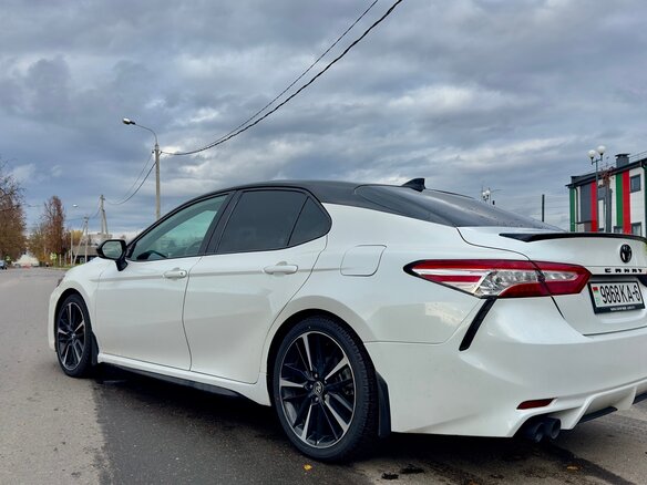 2020 Toyota Camry US Market VIII (XV70), белый, 3000000 рублей - вид 7