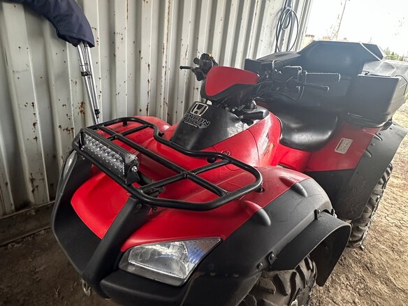 2021 Honda TRX 680 (Rincon), красный, 1350000 рублей - вид 1