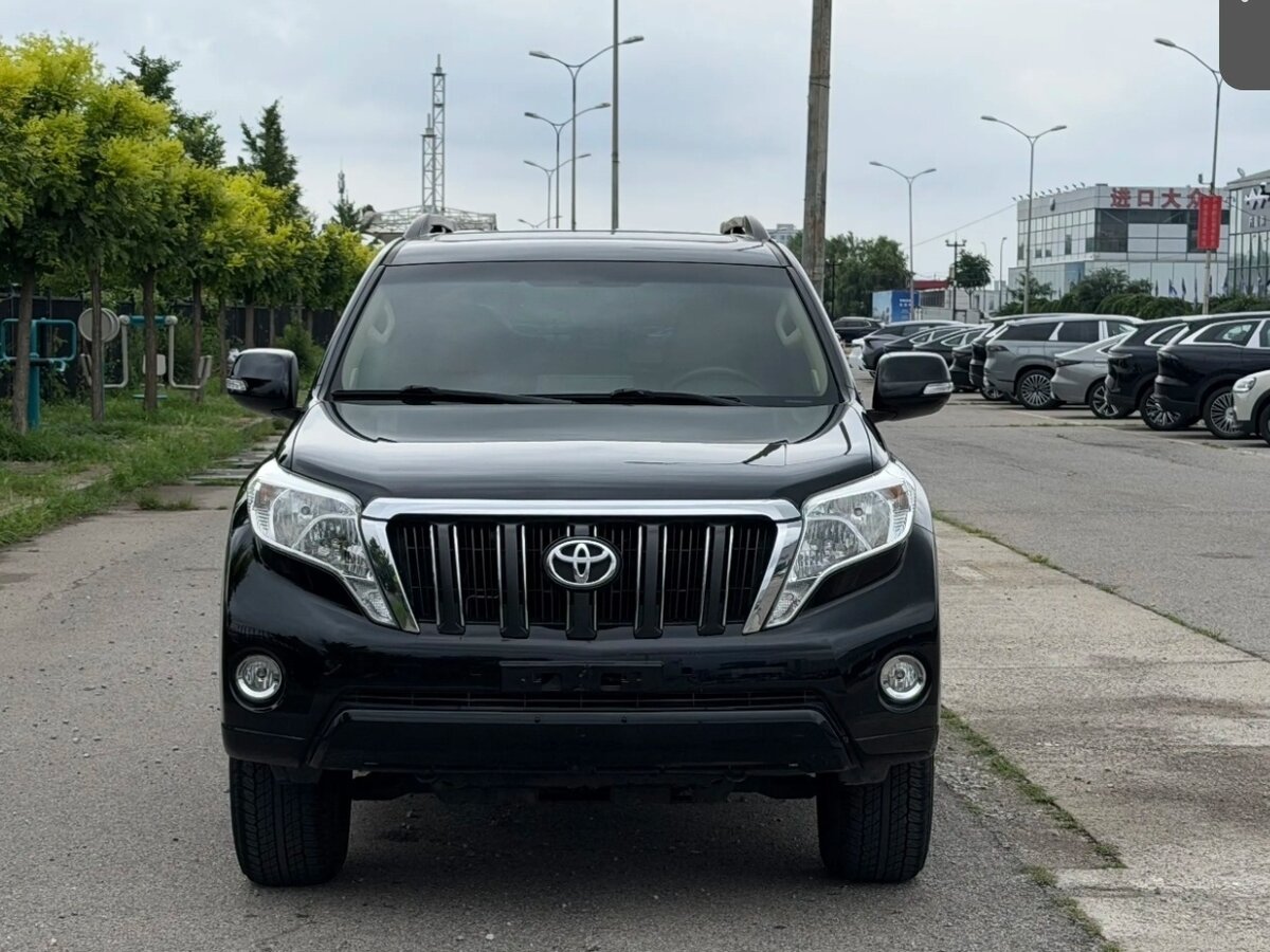 Открыть фотографии: Toyota Land Cruiser Prado 150 Series Рестайлинг 1