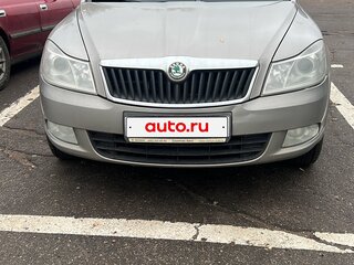 2011 Skoda Octavia II (A5) Рестайлинг, серый, 650000 рублей, вид 3