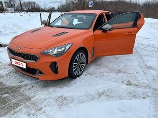 2019 Kia Stinger I, оранжевый, 2450000 рублей, вид 3