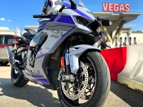 2023 Kawasaki ZX-10R Ninja, зелёный, 1700000 рублей, вид 3