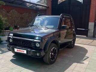 2017 Lada (ВАЗ) 2121 (4x4) I Рестайлинг, чёрный, 735000 рублей, вид 2