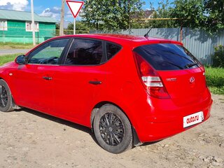 2009 Hyundai i30 I, красный, 579000 рублей, вид 4