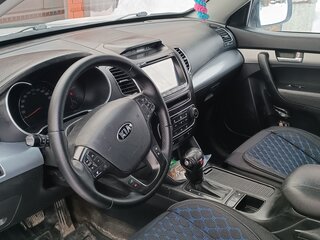 2013 Kia Sorento II Рестайлинг, белый, 1400000 рублей, вид 5