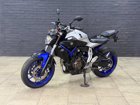 2016 Yamaha MT-07 (FZ-07), серый, 735000 рублей, вид 2